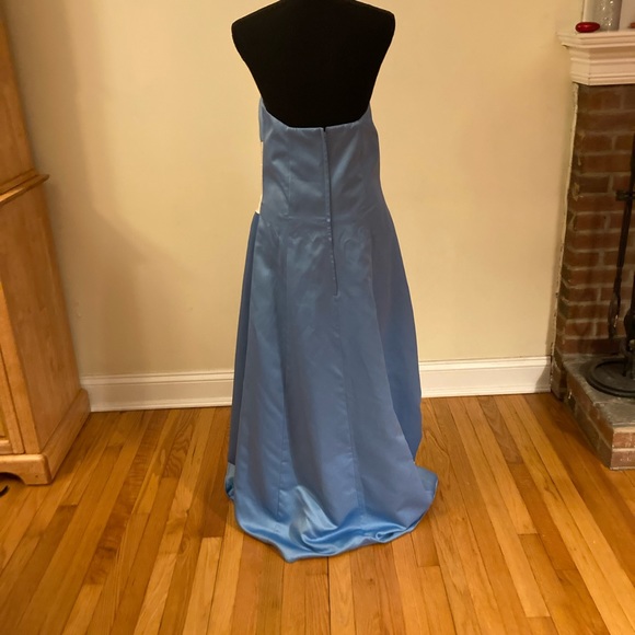 Strapless Pastel Blue Bridesmaid dress with off white sash size 14 - Picture 2 of 2